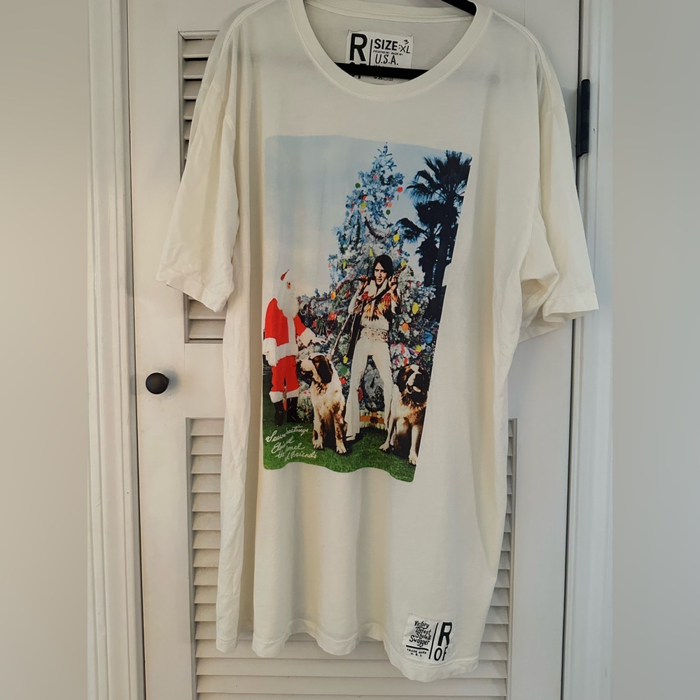 Roots of Fight Elvis Presley Holiday T-shirt